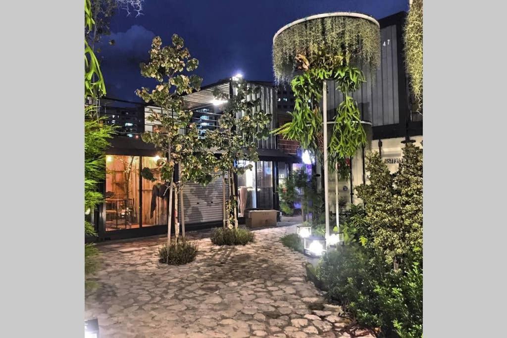 Ees Whale House - Homestay 3 Min Walk To Beach Batu Feringgi Buitenkant foto